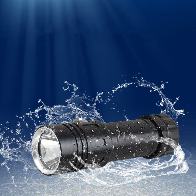 1200LM amphibious flashlight